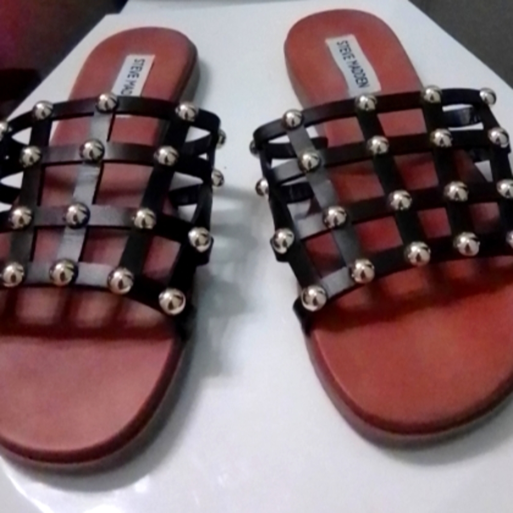 Steve Madden sandals size 7.5